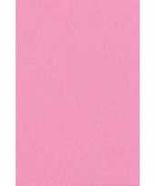 Meisjes 2x licht roze papieren tafelkleden 137 x 274 cm